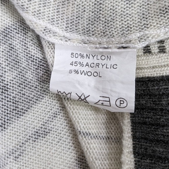 XIKOI Women Print Newspa Knitted Wool Sweater Oversized Pullovers Loose Sweaters - Picture 5 of 5